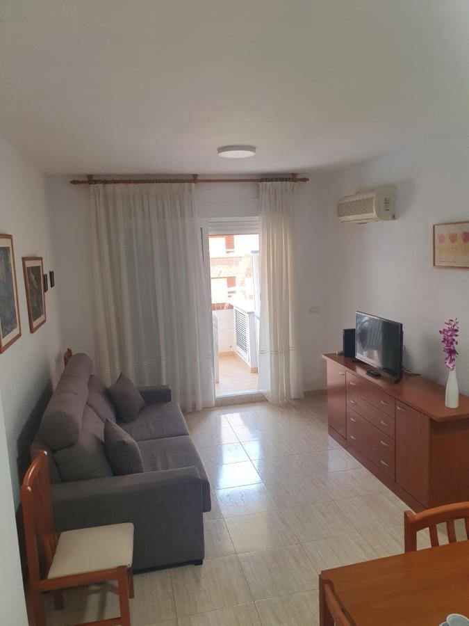 Schoene Ferienwohnung Ca. 350M Vom Strand Entfernt 奥罗佩萨德尔马 外观 照片