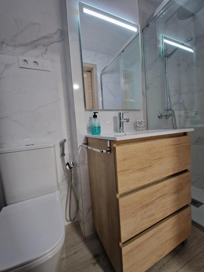 Schoene Ferienwohnung Ca. 350M Vom Strand Entfernt 奥罗佩萨德尔马 外观 照片