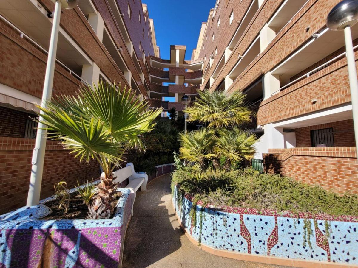 Schoene Ferienwohnung Ca. 350M Vom Strand Entfernt 奥罗佩萨德尔马 外观 照片